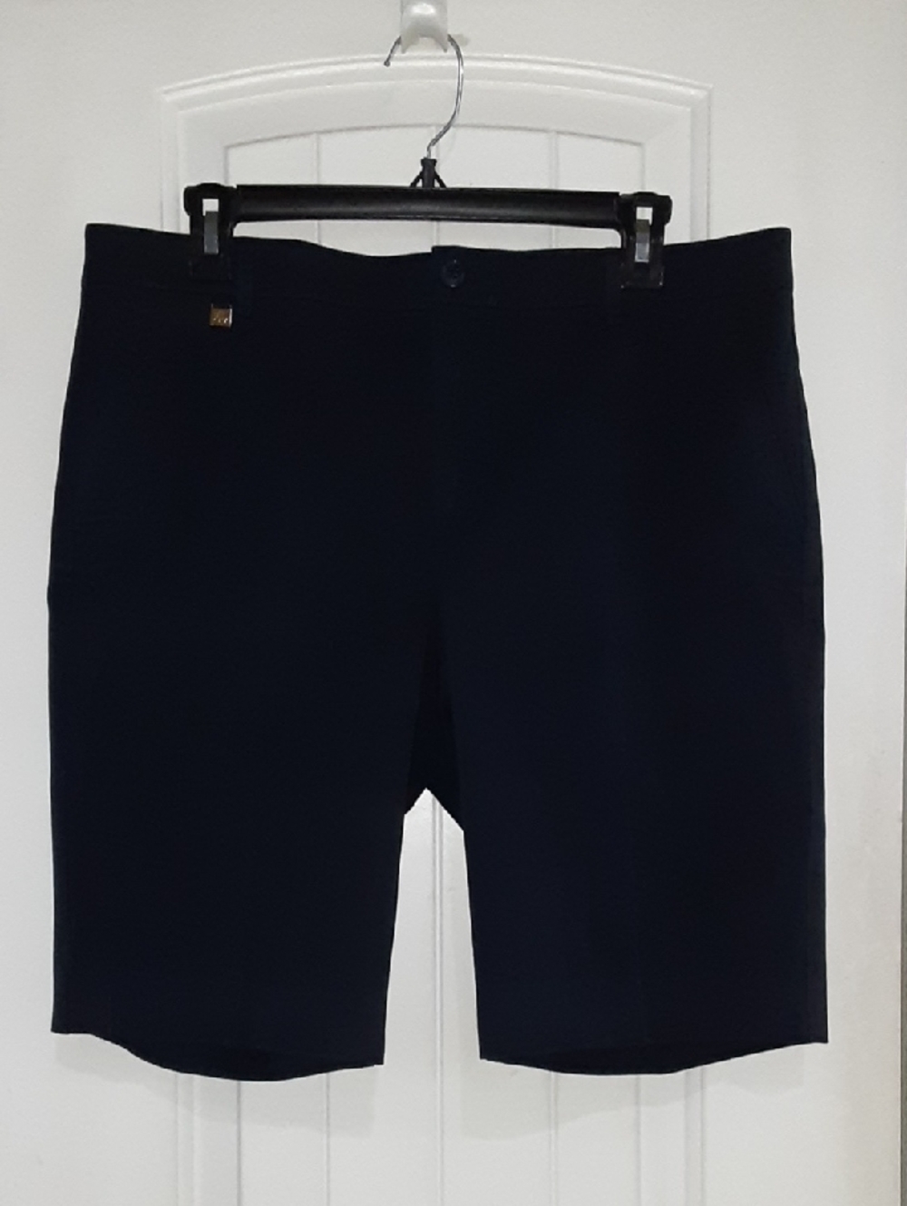 Lauren Ralph Lauren Black Luxury Stretch Bermuda Shorts - Size 12 - EUC